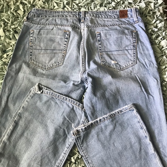 American Eagle Distressed Flared Jeans - Picture 4 of 7